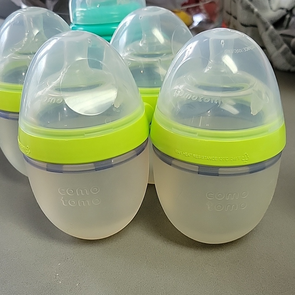 Comotomo 4 Silicone Baby Bottle